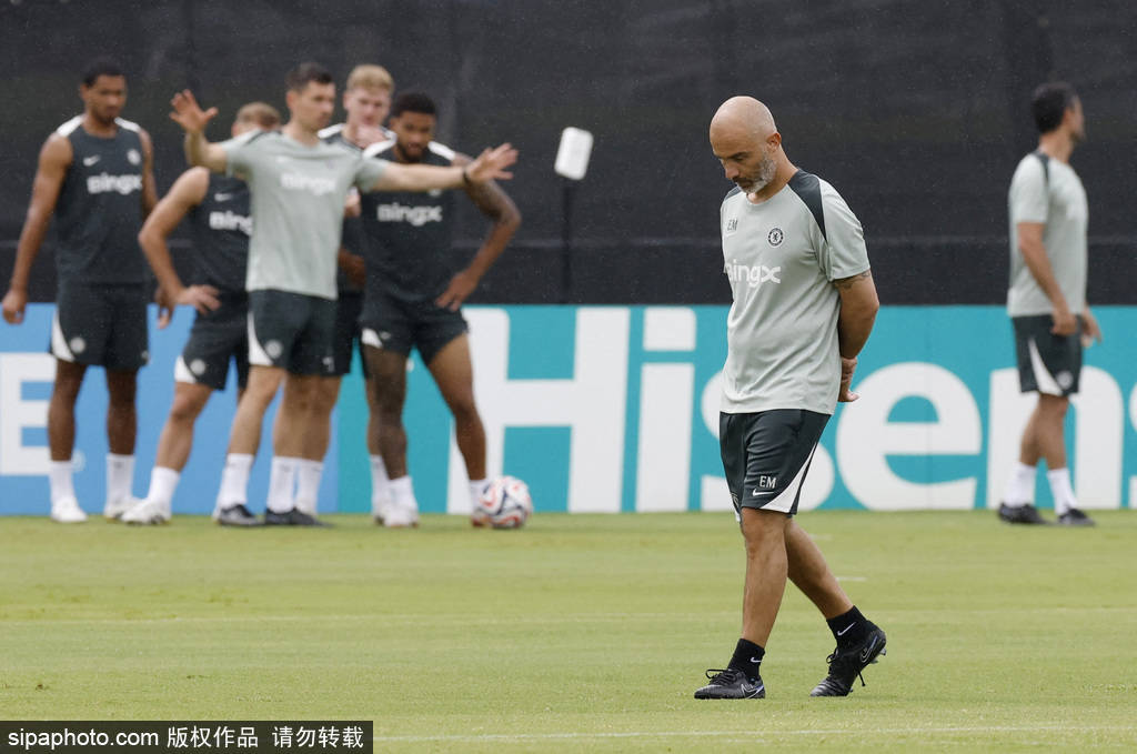 爱游戏开放平台阿森纳核心球员被曝转会传闻，引球迷热议，发布规定怎么功能.