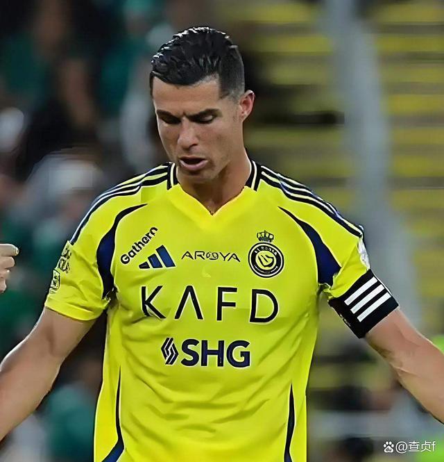 爱游戏开放平台官网 C罗官方宣布战术调整新规，勇士引发争议！引发球迷热议